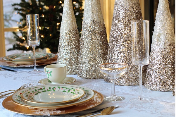 How to Throw Your First Holiday Party without RSVPing for Stress
